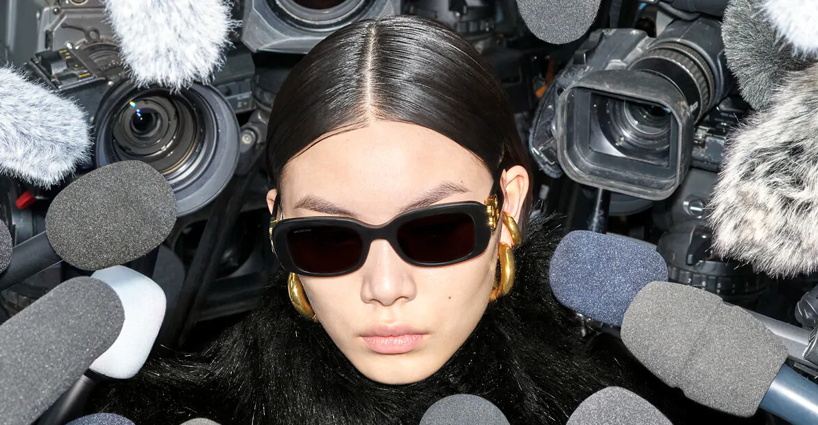 דוגמניות עם משקפי שמש בלנסיאגה