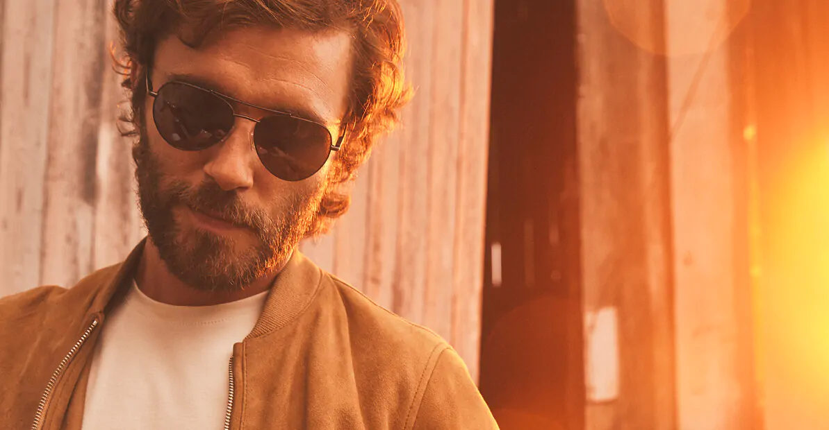 דוגמן עם משקפי שמש סרנגטי